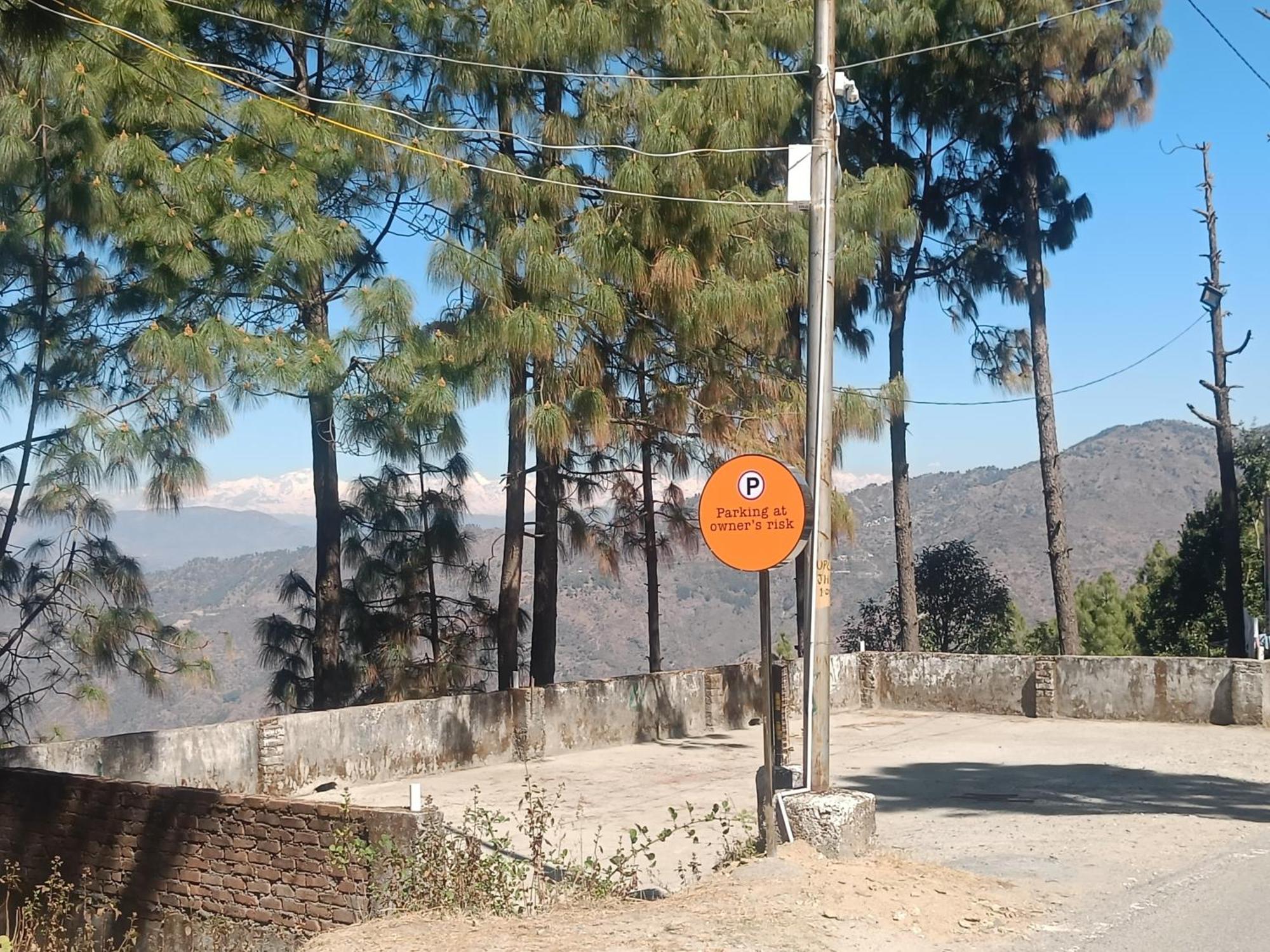 فندق Zone Connect By The Park, لانسداون المظهر الخارجي الصورة