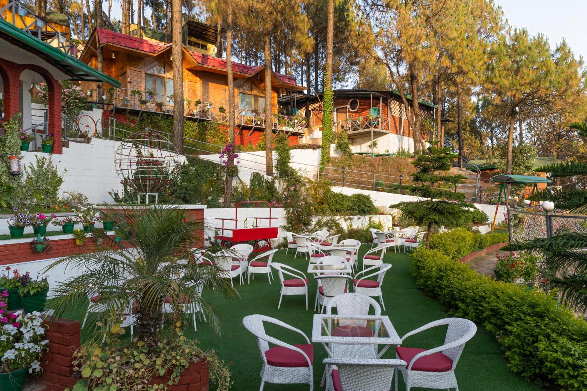فندق Zone Connect By The Park, لانسداون المظهر الخارجي الصورة