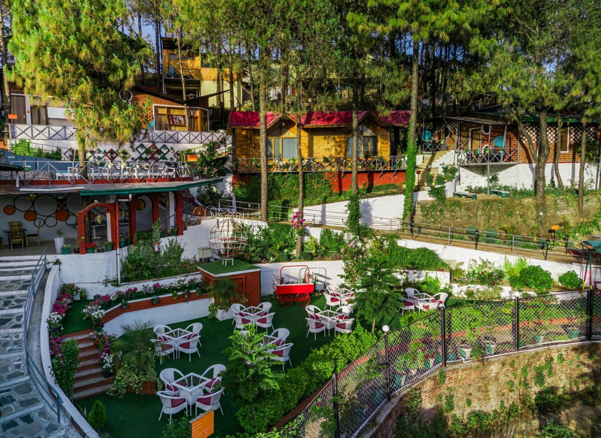 فندق Zone Connect By The Park, لانسداون المظهر الخارجي الصورة